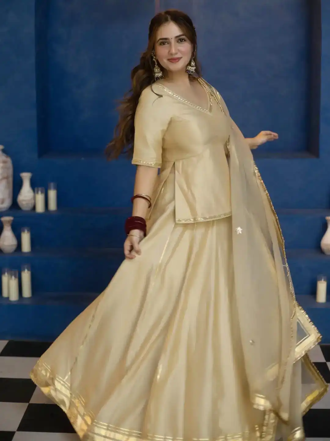 Super Cream Vichitra Silk Embroidery Work Salwar Suit - Image 4