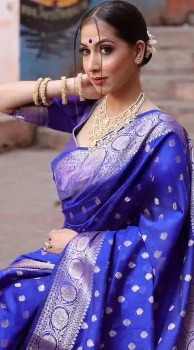 KP 7000 Blue Soft Lichi Silk Cloth Saree Perfect for Wedding, Party, Family Gatherings, Sangeet, Ethnic Day – . Festive Deal ₹1549. Delivery 4-6 Working | Designer Sarees, Modern Digital sarees, Sarees, Bollywood Sarees, Creative Sarees, Embroidered Sarees, Ethnic Saree, Party Wear Sarees