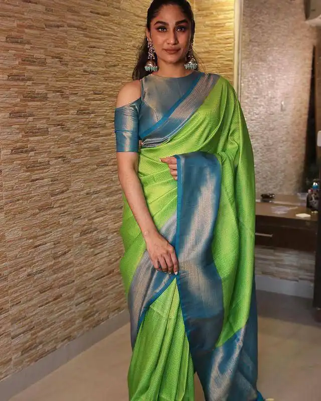 KP 4039 Green Soft Lichi Silk Cloth Saree Perfect for Wedding, Party, Family Gatherings, Sangeet, Festive Deal ₹1599. Delivery 4-6 Working Days | Designer Sarees, Modern Digital sarees, Sarees, Bollywood Sarees, Creative Sarees, Embroidered Sarees, Ethnic Saree, Party Wear Sarees