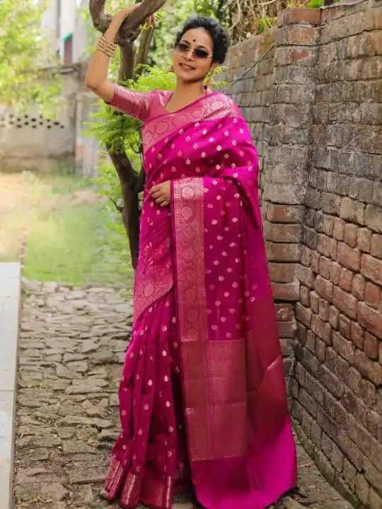 KP 7000 Pink Soft Lichi Silk Cloth Saree Perfect for Wedding, Party, Family Gatherings, Sangeet, Ethnic Day – . Festive Deal ₹1549. Delivery 4-6 Working | Designer Sarees, Modern Digital sarees, Sarees, Bollywood Sarees, Creative Sarees, Embroidered Sarees, Ethnic Saree, Party Wear Sarees