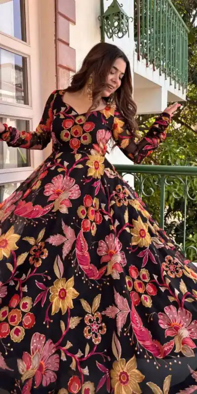 RTC 6058 | Black Tabby Organza Salwar Suit with Digital Print & Lace Work. Grab it for ₹2449. Delivery 4-6 Working Days. Shop now. | Anarkali Suits, Bollywood Anarkali, Creative-Anarkali, Designer Anarkali, Embroidered Anarkali, Party Wear Anarkali, Salwar suit