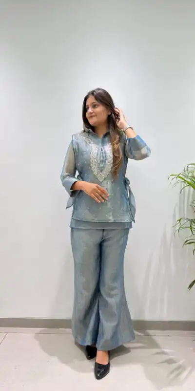 BE 493 Blue Colour | Brown Salsa Silk Kurti with Hand Work. Get it for ₹2199. Delivery 4-6 Working Days. Online Shop now. | Kurti, Bollywood Kurti, Creative Kurtis, Designer Kurti, Party Wear Kurti, Selfie Kurti