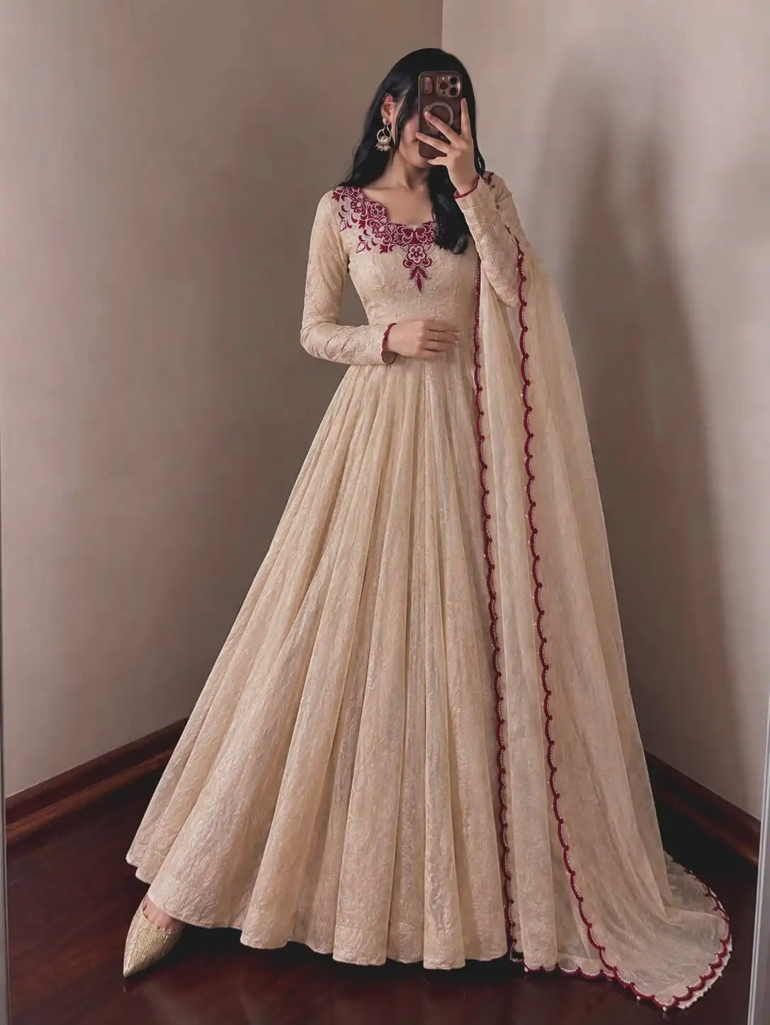 Glowing Maroon Doremon Crush Thread Work Gown - Image 2