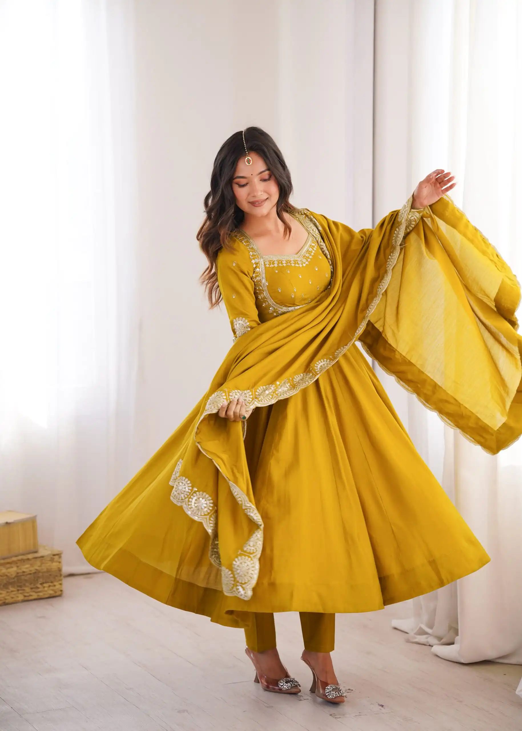 Glowing Mastered Roman Silk Embroidery Work Anarkali Suit - Image 4