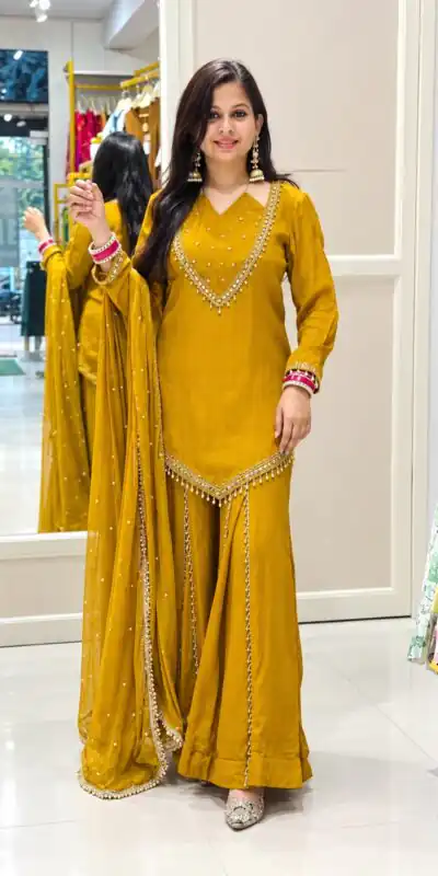 Alternative view of Pretty Mustered Roman Glass Mirror Work Salwar Suit