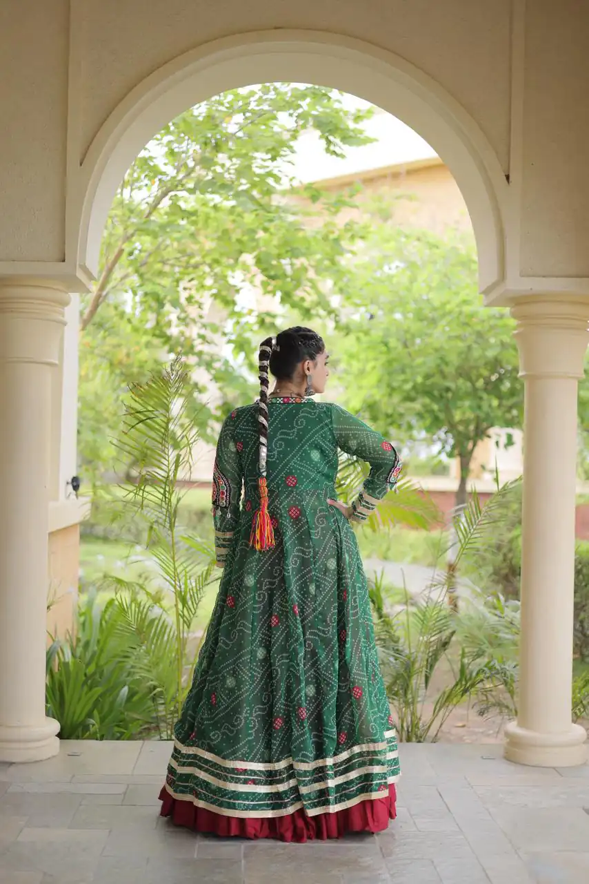 Trendy Red Rayon Patch Work Work Lehenga Choli - Image 5