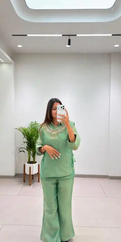 BE 485 Pista Colour | Brown Salsa Silk Kurti with Hand Work. Get it for ₹2249. Delivery 4-6 Working Days. Online Shop now. | Kurti, Bollywood Kurti, Creative Kurtis, Designer Kurti, Party Wear Kurti, Selfie Kurti