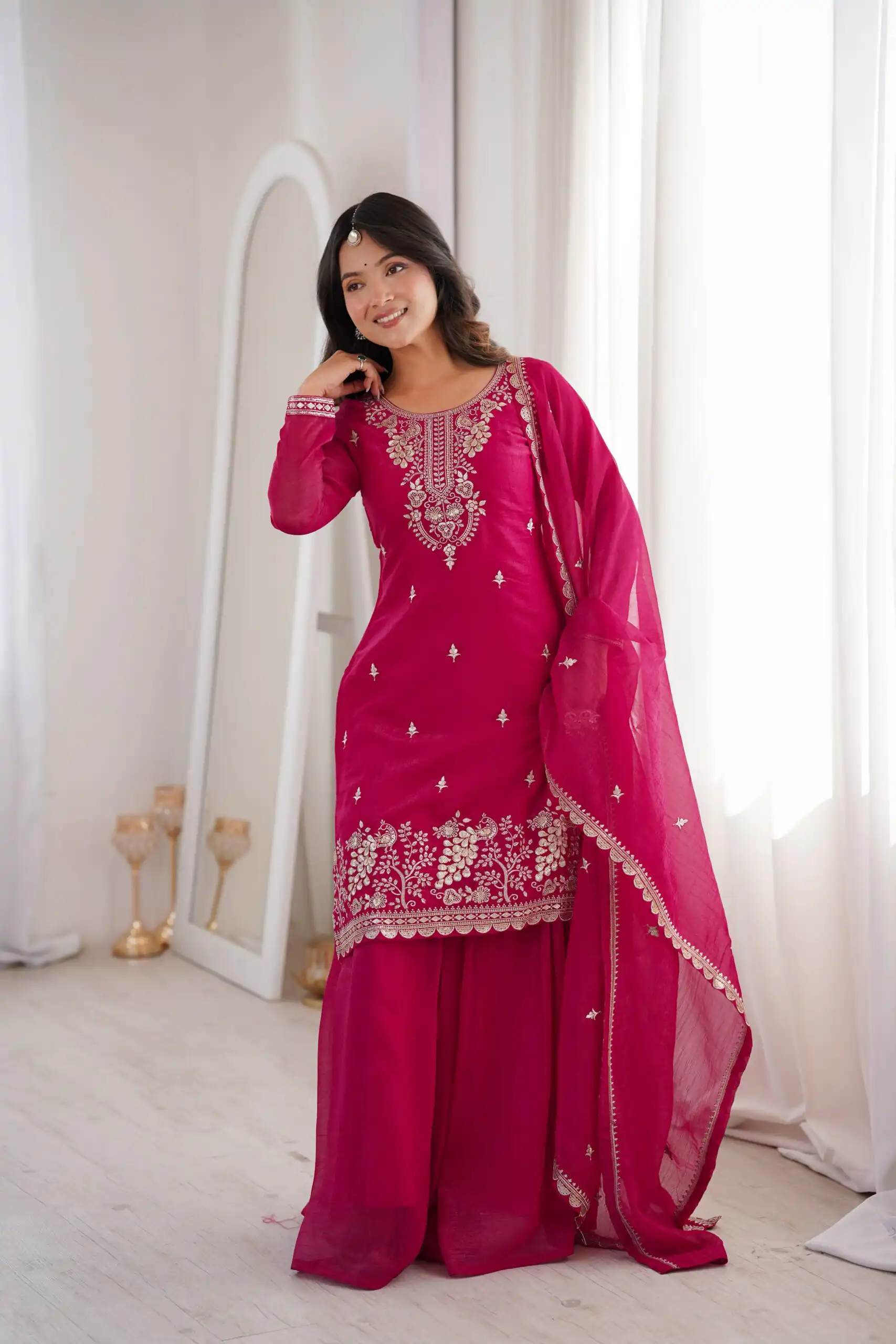 Aglow Pink Crunchy Silk Sequence Work Salwar Suit - Image 3