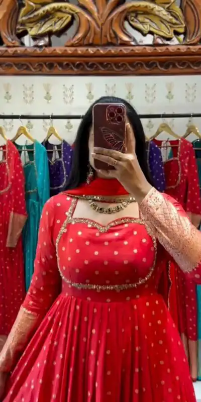 Fancy Red Jacquard Wiving Embroidery Zari Work Gown