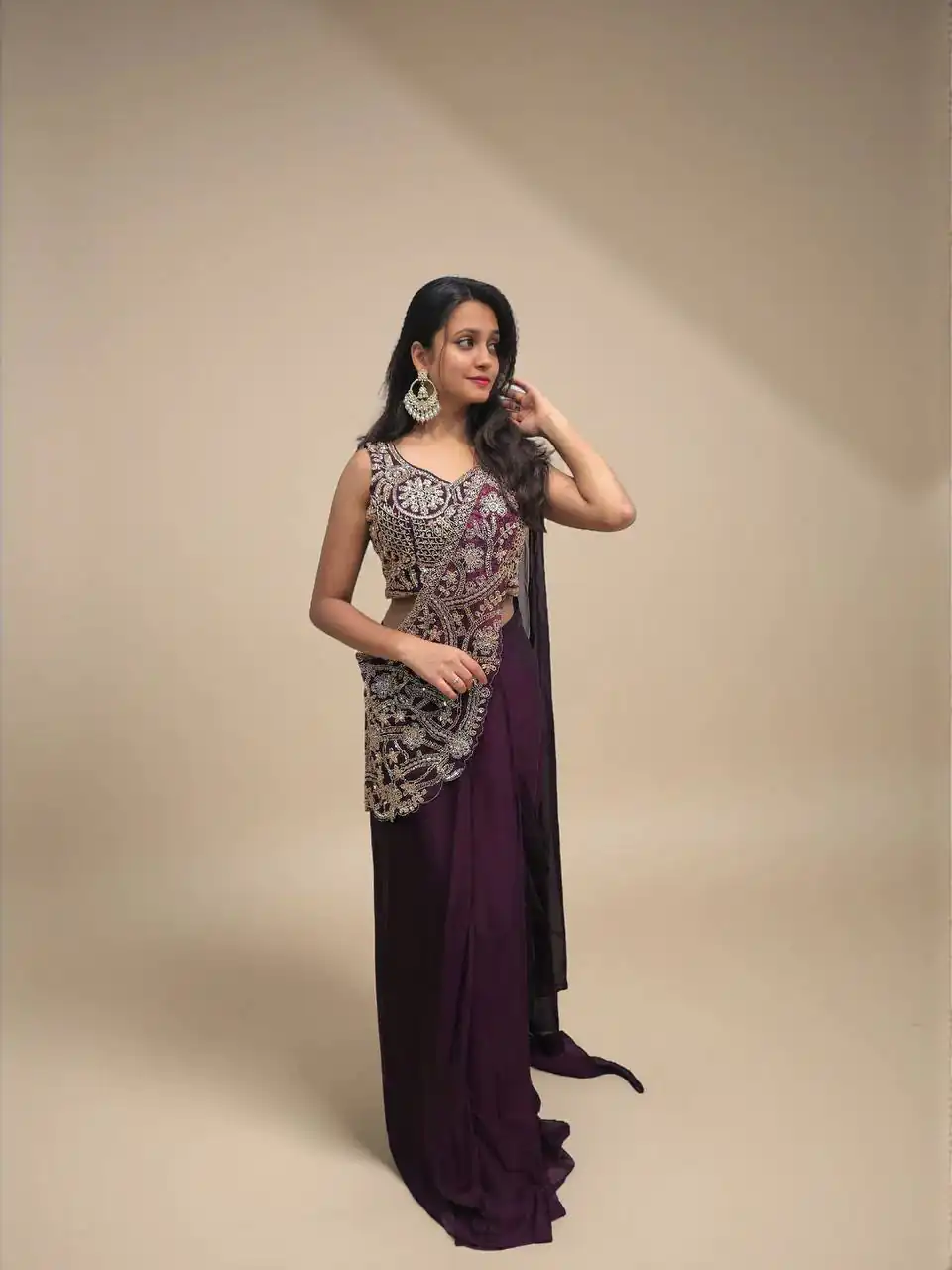 Fancy Wine Rangoli Silk Thread Work Saree - Image 3