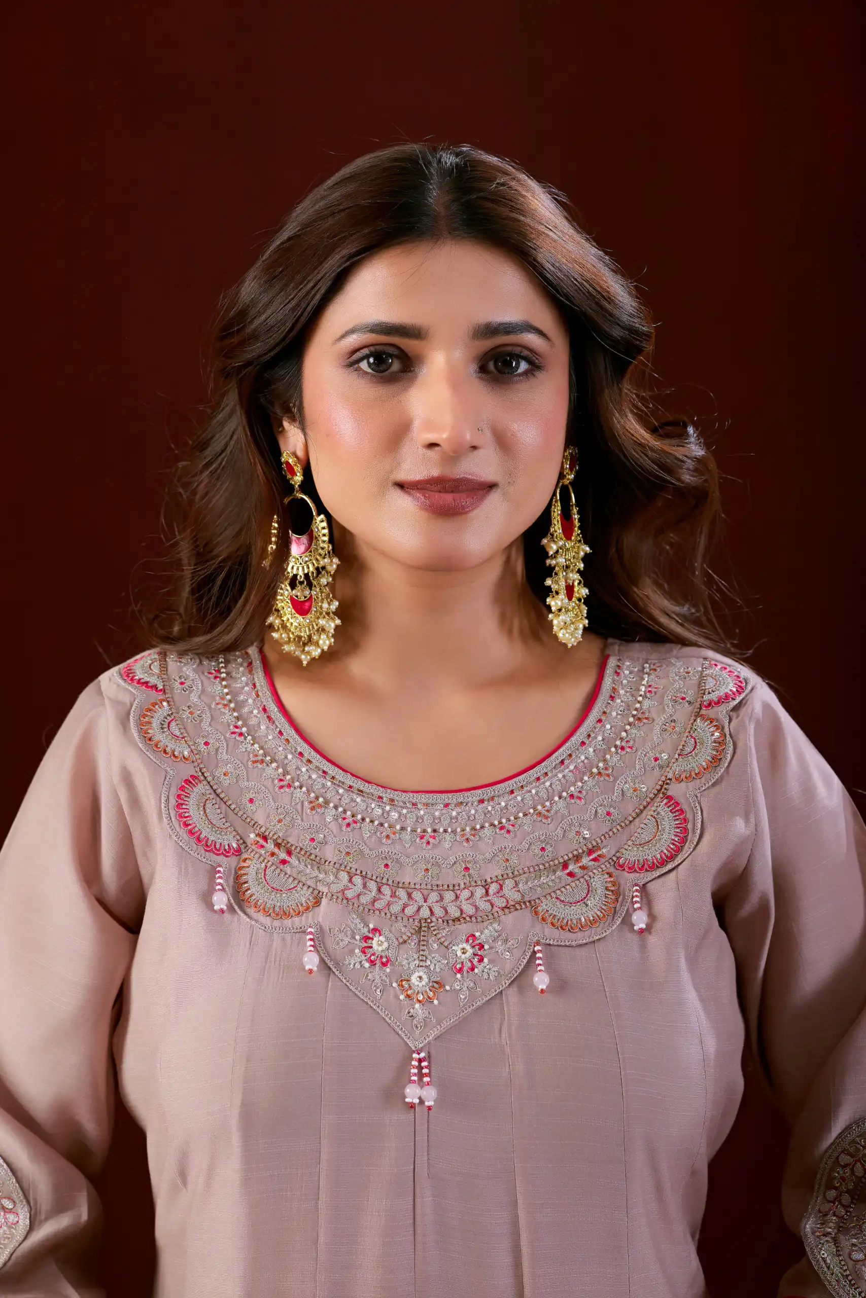 Super Pink Mul Slub Thread Work Salwar Suit - Image 2