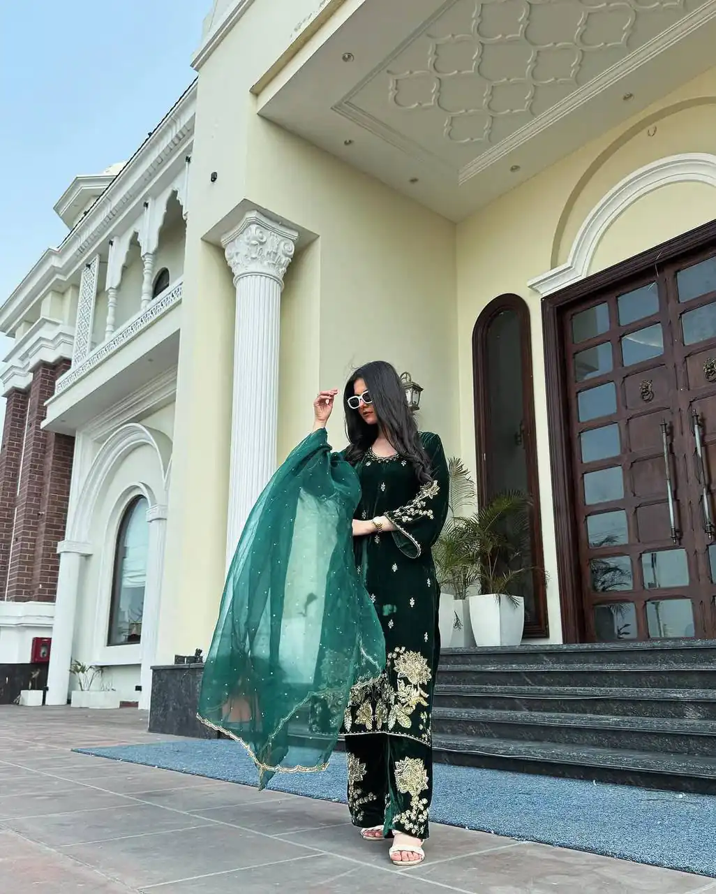 Lovely Green Viscose Velvet Embroider Work Salwar Suit - Image 4