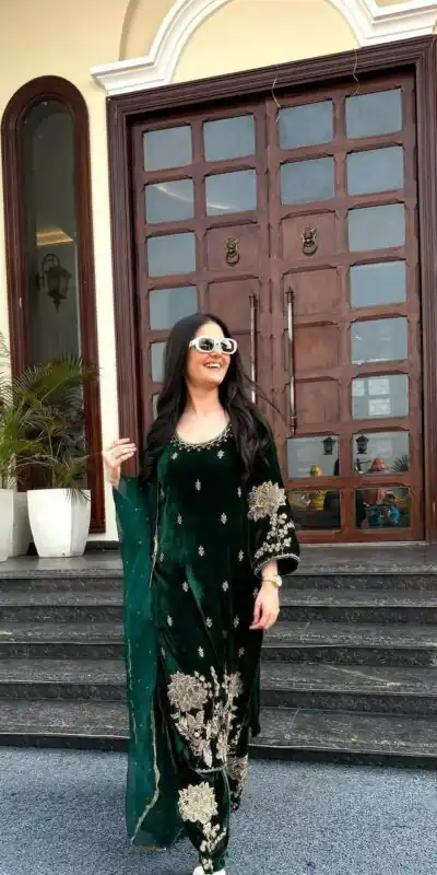 Lovely Green Viscose Velvet Embroider Work Salwar Suit