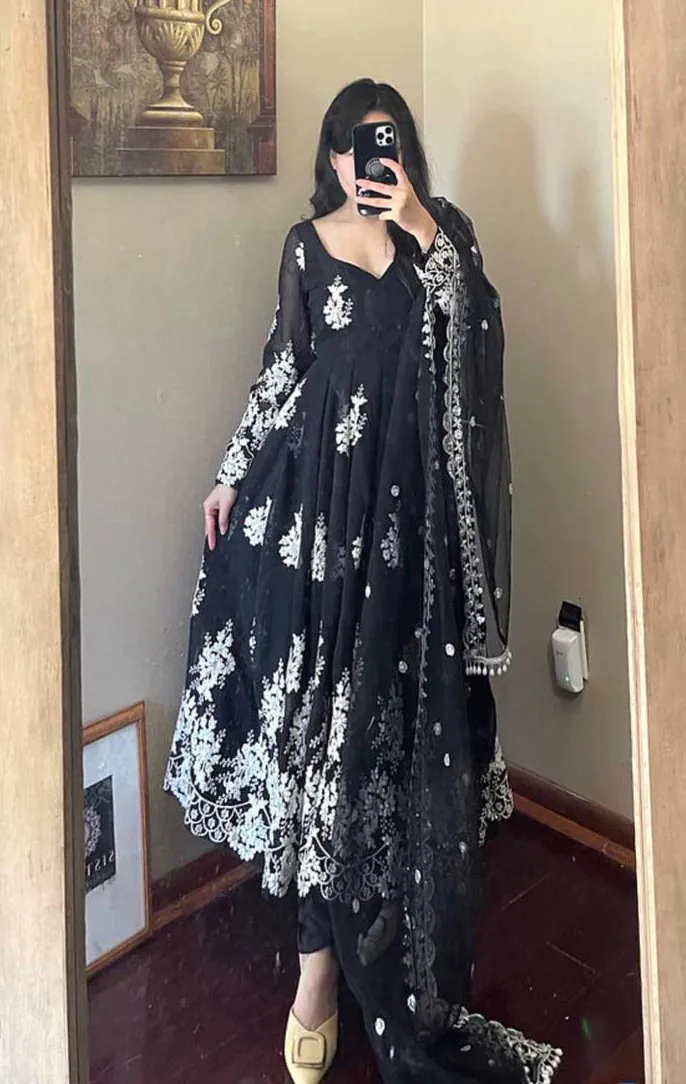 Ravishing Stylish Black Color Party Wear Anarkali - Image 2