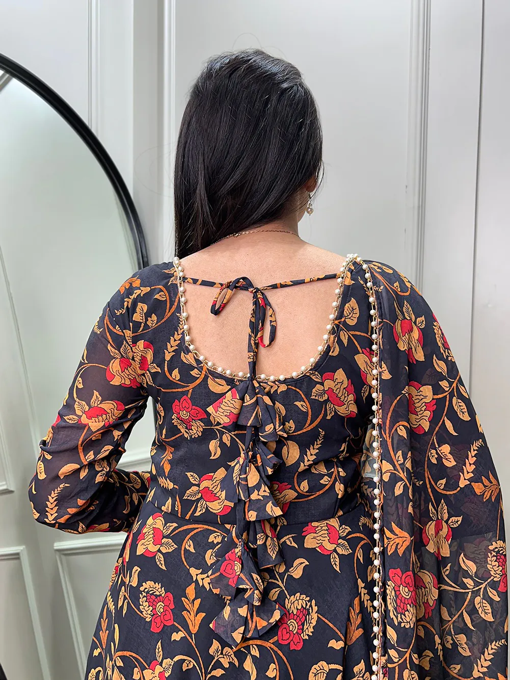 Beautiful Black Color Georgette Floral Printed Gown With Pearl Lace Border Dupatta - Image 2