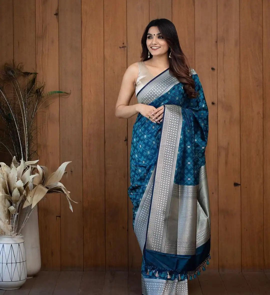 Decorative peacock Blue Color Soft Lichi Silk With Ordinary Design Saree - Image 4