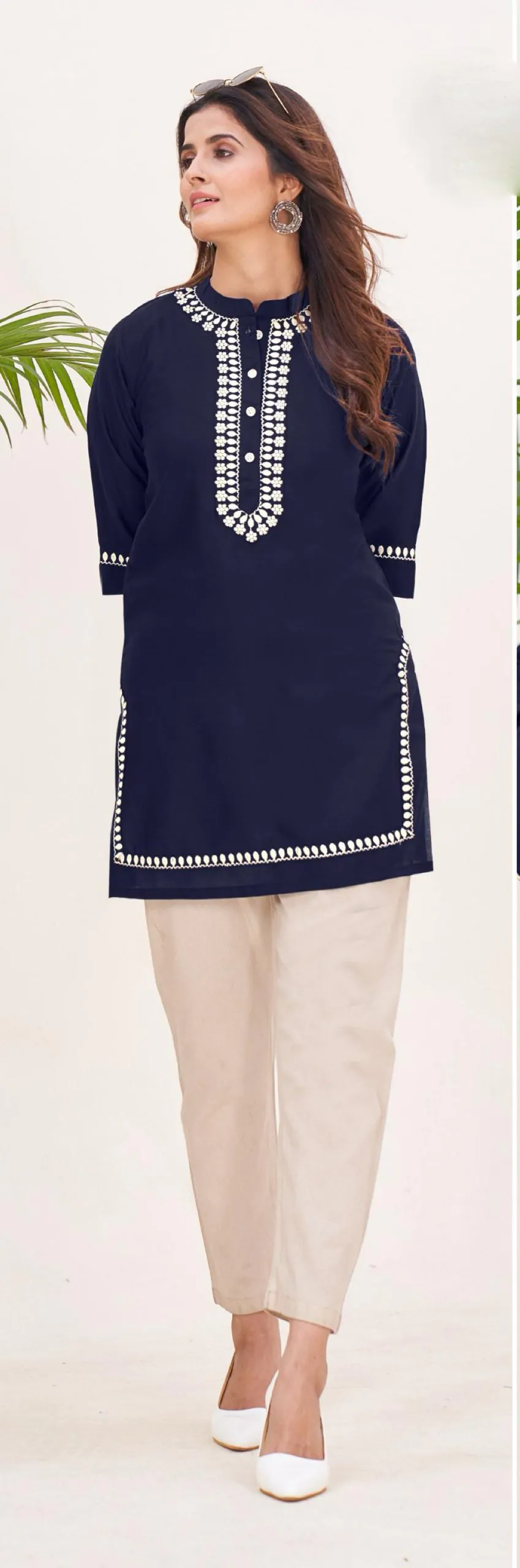 Fashionable Black Color Heavy Rayon With Embroidery Kurti