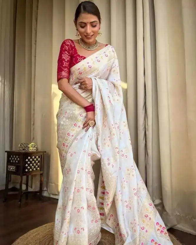 Dazzling White Soft Lichi Silk Cloth Rich Pallu All Over Saree - Image 2