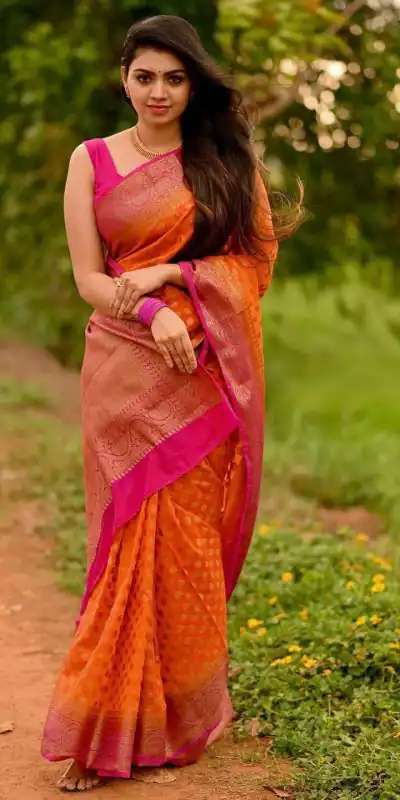 Stylish Orange Color Soft Lichi Silk Cloth Rich Pallu All Over Saree