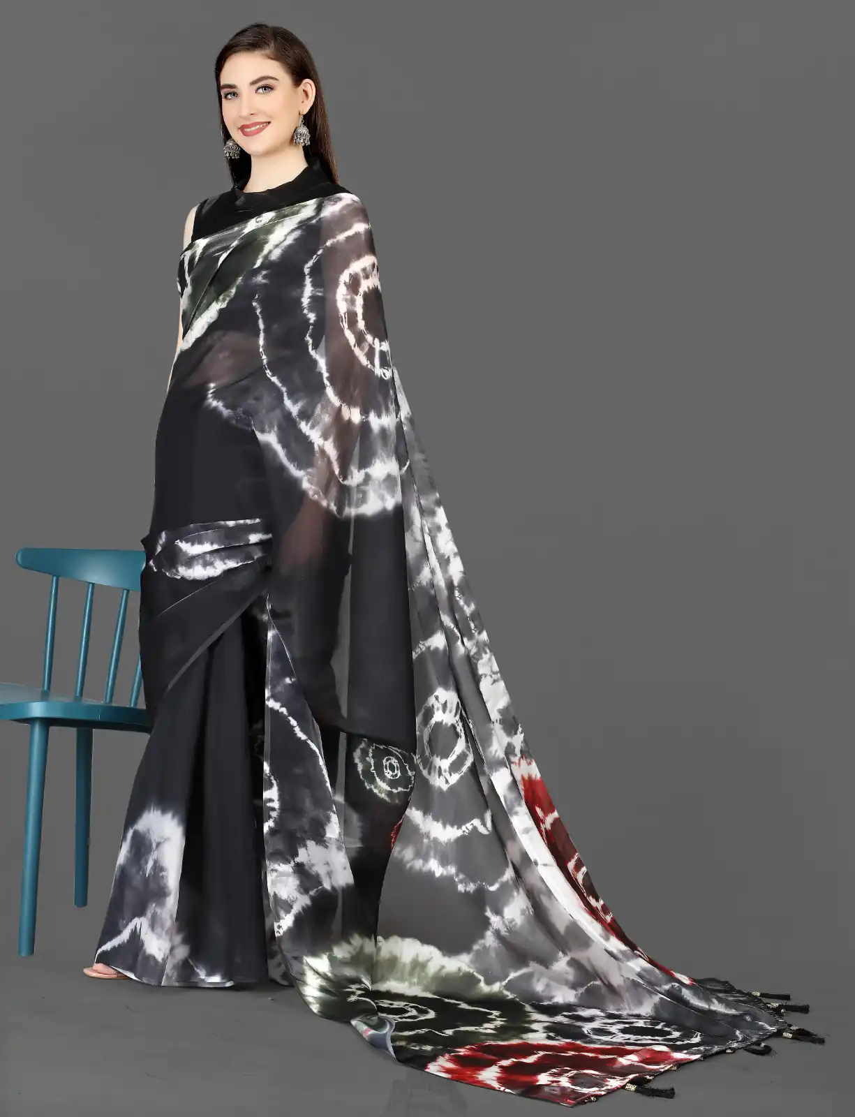 Sublime Black Color Zimmi Chu Digital Sibori Printed Work Saree - Image 3