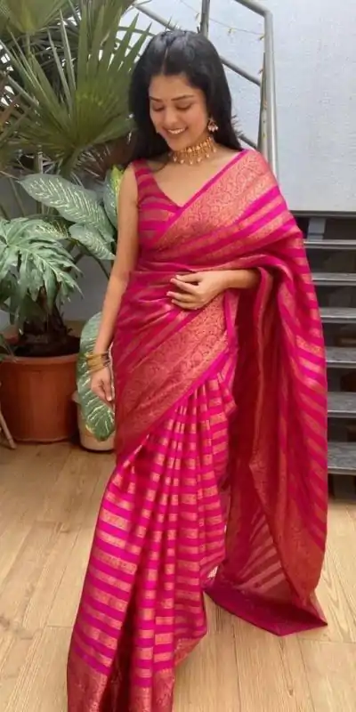 KP 4085 Pink Color Soft Lichi Silk Jacquard On All Over Saree Casual, Party Wear, Wedding, Events Etc. Expected Delivery 4-6 Working Days @1399/- | Designer Sarees, Sarees, Bollywood Sarees, Creative Sarees, Embroidered Sarees, Ethnic Saree, Modern Digital sarees, Party Wear Sarees