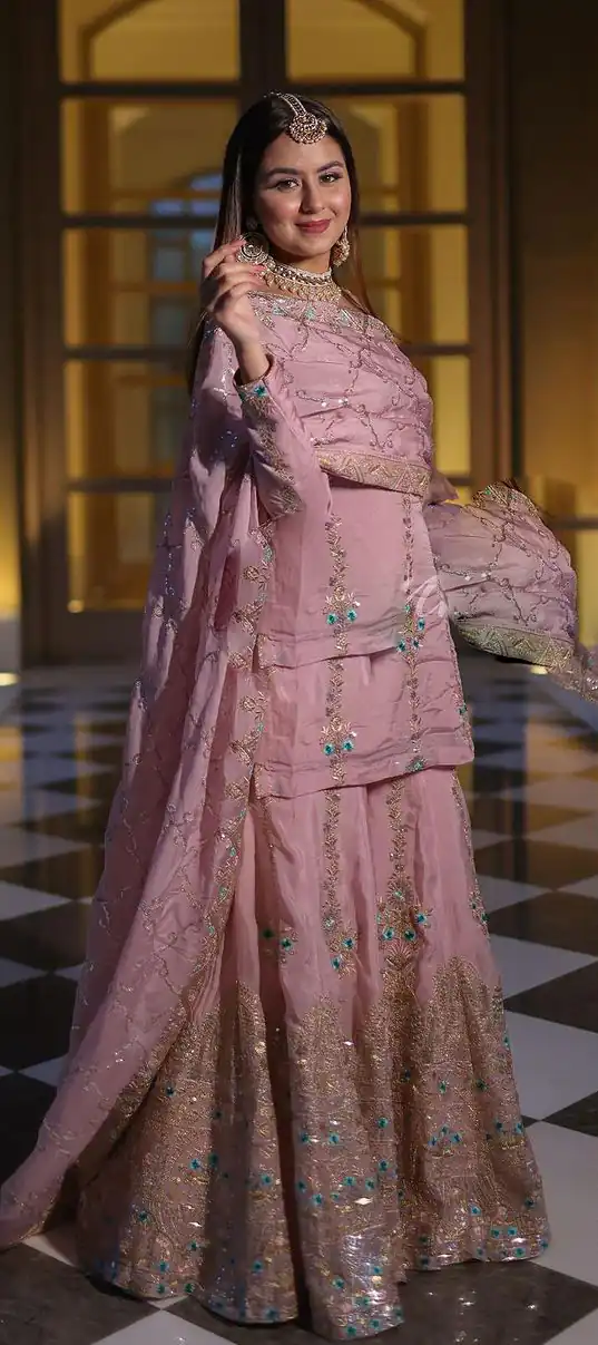 Special Pink Color Foix Georgette Embroidery Work Salwar Suit