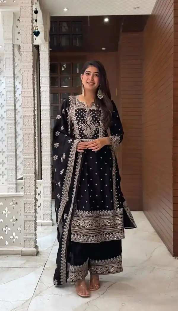 Splendorous Black Chinnon Silk Embroidery Work Salwar Suit