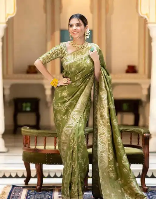 Splendorous Green Color Soft Lichi Silk Jacquard  All Over Saree