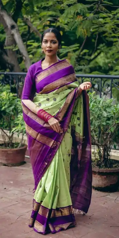 Aglow Pista Green Soft Lichi Silk Ordinary Design Pallu Saree