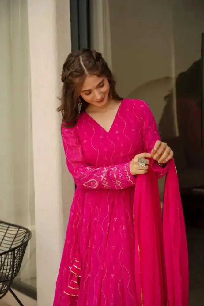 Perfect Pink Color Faux Georgette Sequence Thread Anarkali Suit - Image 4