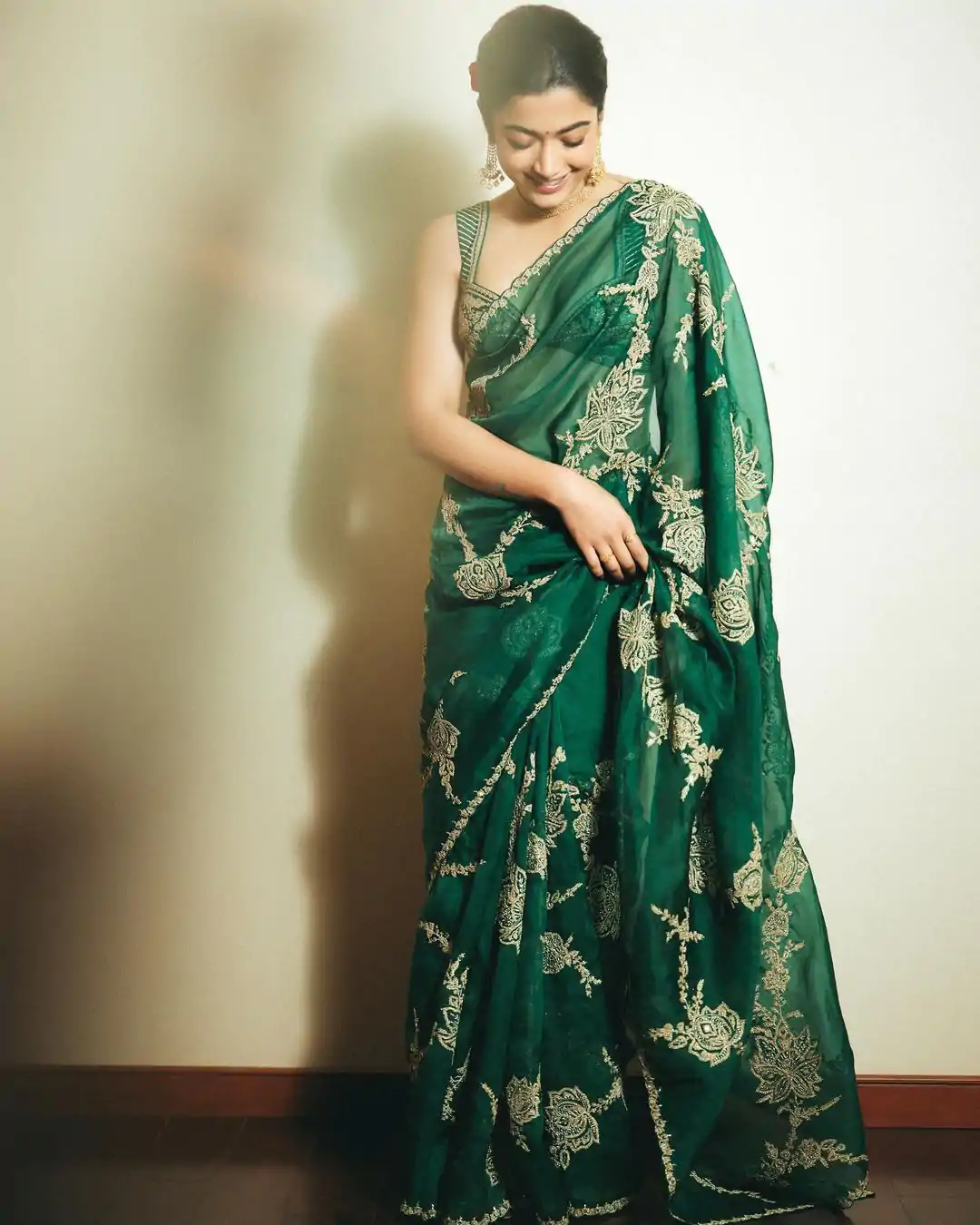Rashmika mandanna Green Organza Silk Embroidered Saree