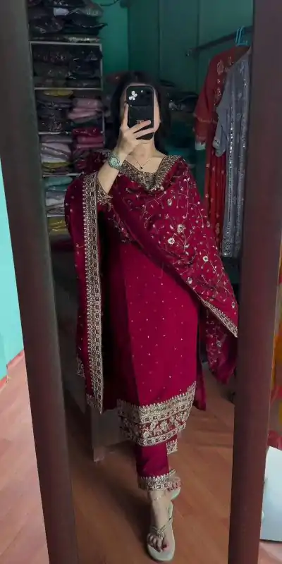 Splendorous Maroon Color Chinnon Coding Coding Salwar Suit