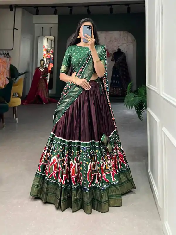 LNB 1623 Broun Color Fabulous Dola Silk Patola Print And Foil Work Lehenga Choli Wedding, Festive, Events Expected Delivery 4-6 Working Days@2199/- Only | Lehenga, Bollywood Lehenga, Creative Lehenga, Designer Lehenga, Embroidered Lehenga, Party Wear Lehenga