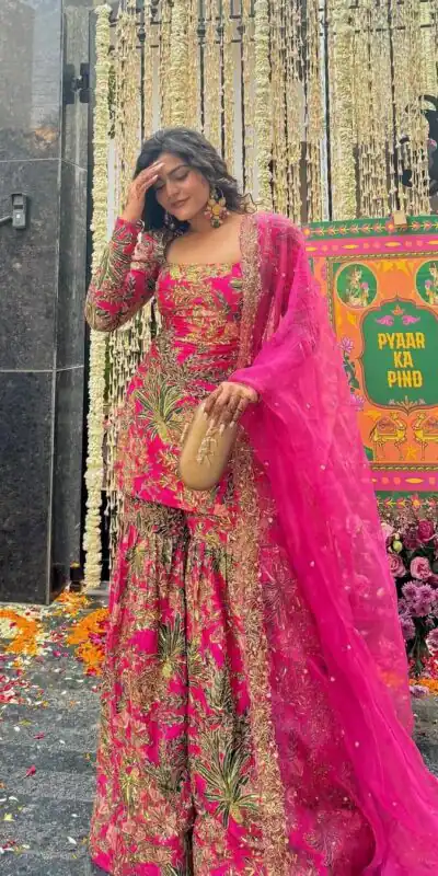 BD 1731 Pink Silk- Faux Georgette Digital Print Salwar Suit Casual, Wedding, Party, Festive, Events Etc.4-6 Working Days@ 1999/-only | Casual Suits, Jump Suits, Salwar suit, Creative suits, Designer Suits, Palazzo Suits, Party Wear Suits, Patiala Suits, Straight Suits