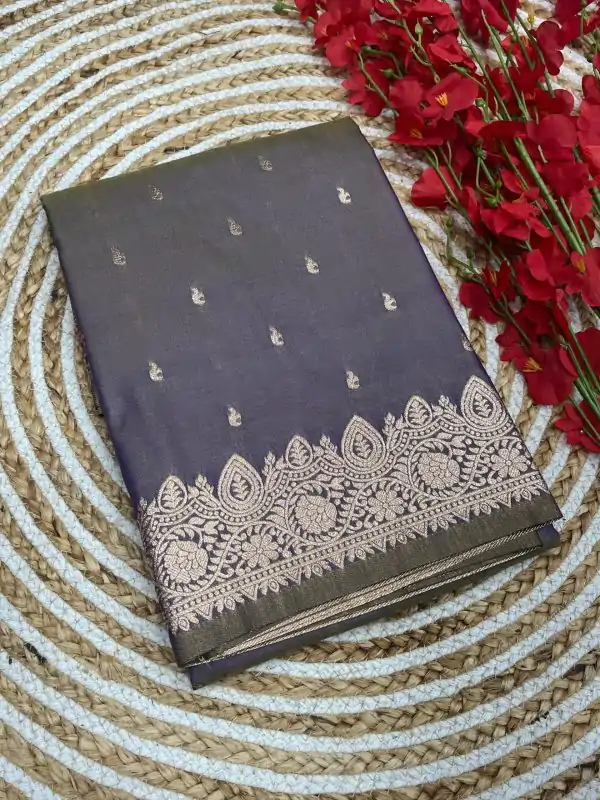 Fantastic Light Purple Color Banarasi Silk Zari Weaving Rich Pallu Saree