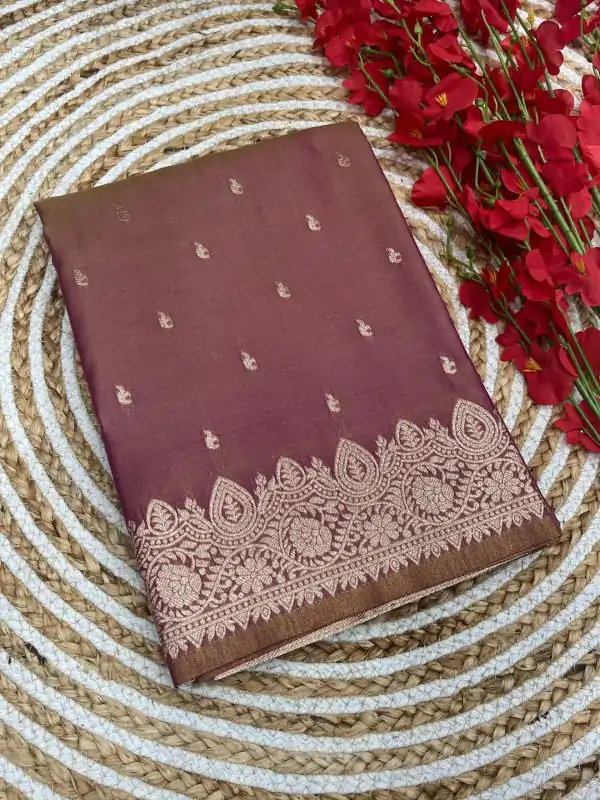 Fantastic Peach Color Banarasi Silk Zari Weaving Rich Pallu Saree