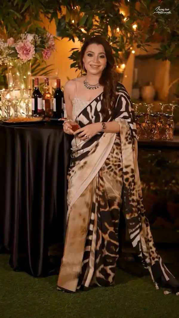 Superb Cream Color Vichitra Silk Digital Prints Work Saree