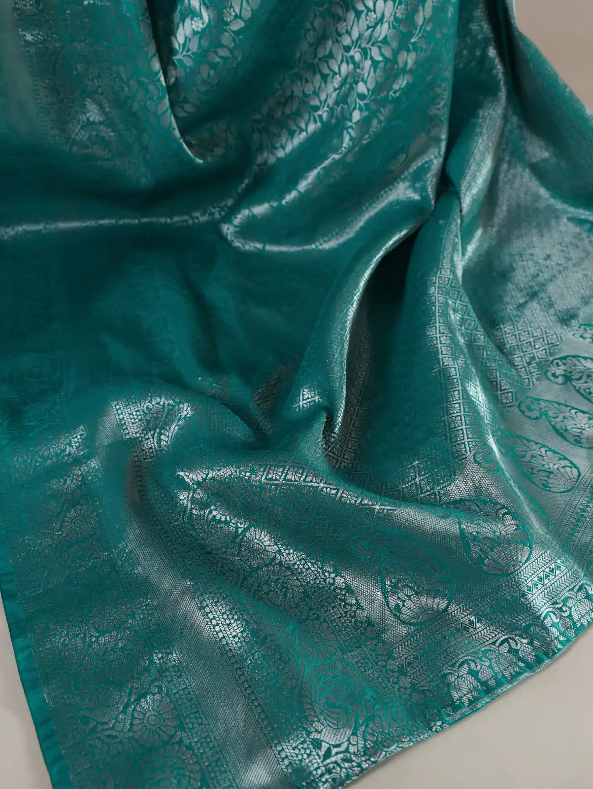 Firozi Kanjivaram Weaving Saree - Image 3