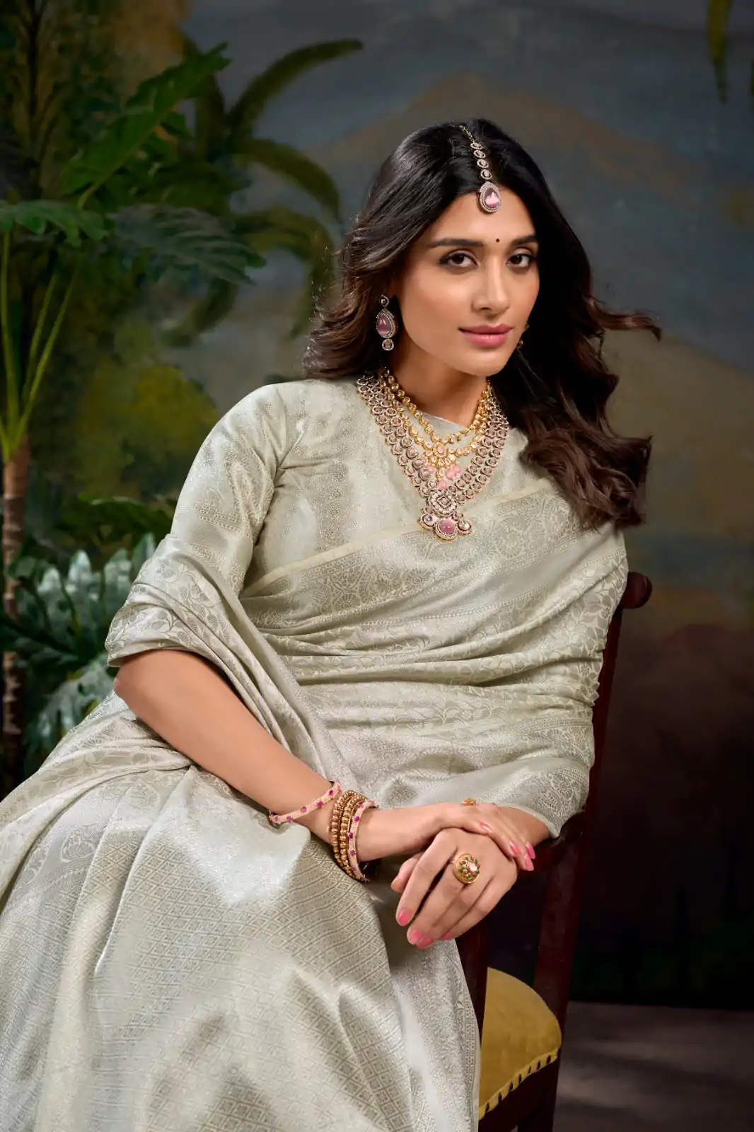 Off White Kanjivaram Weaving Saree - Image 2