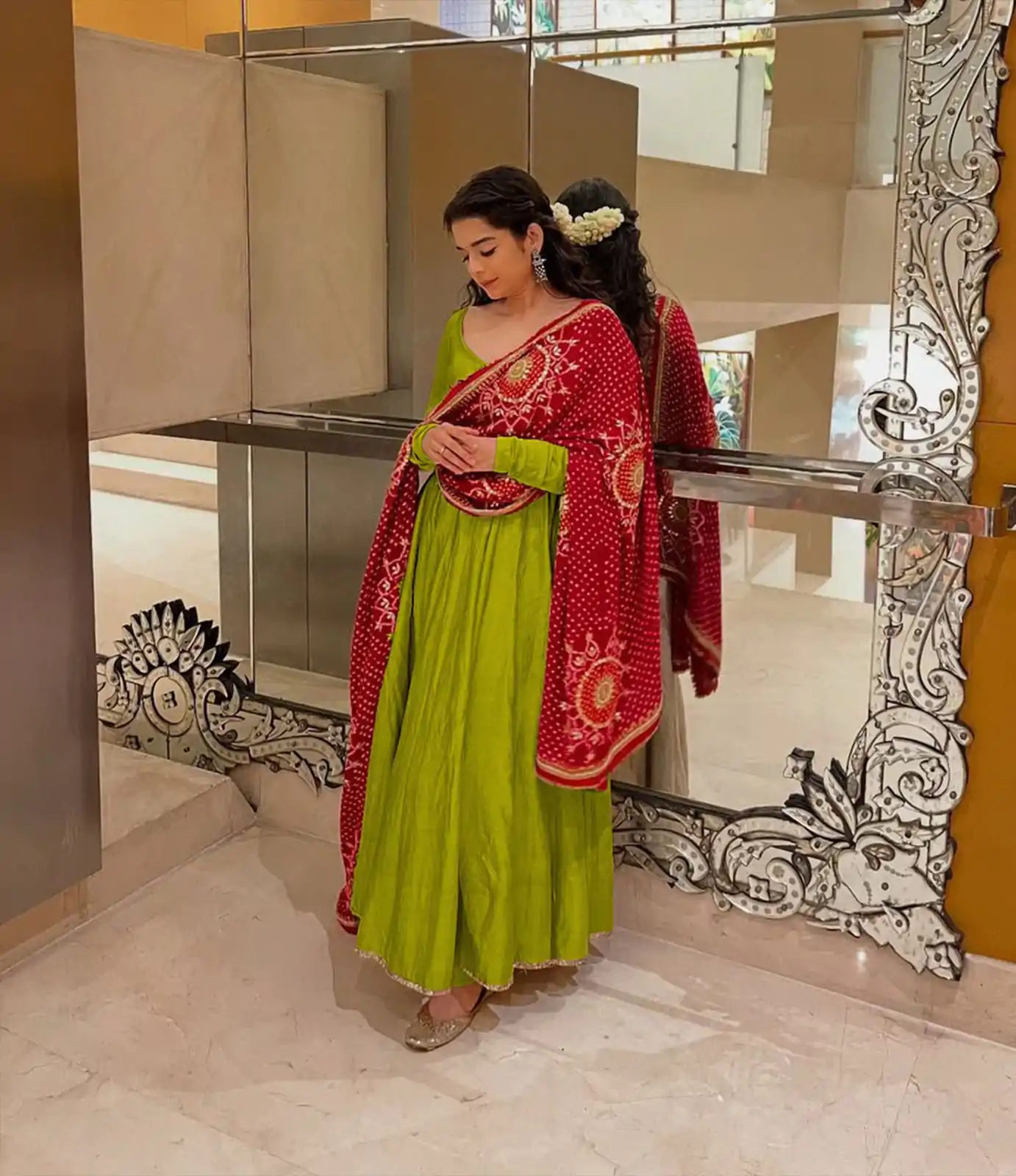 Green Chinon Border Lace Salwar Suit - Image 2