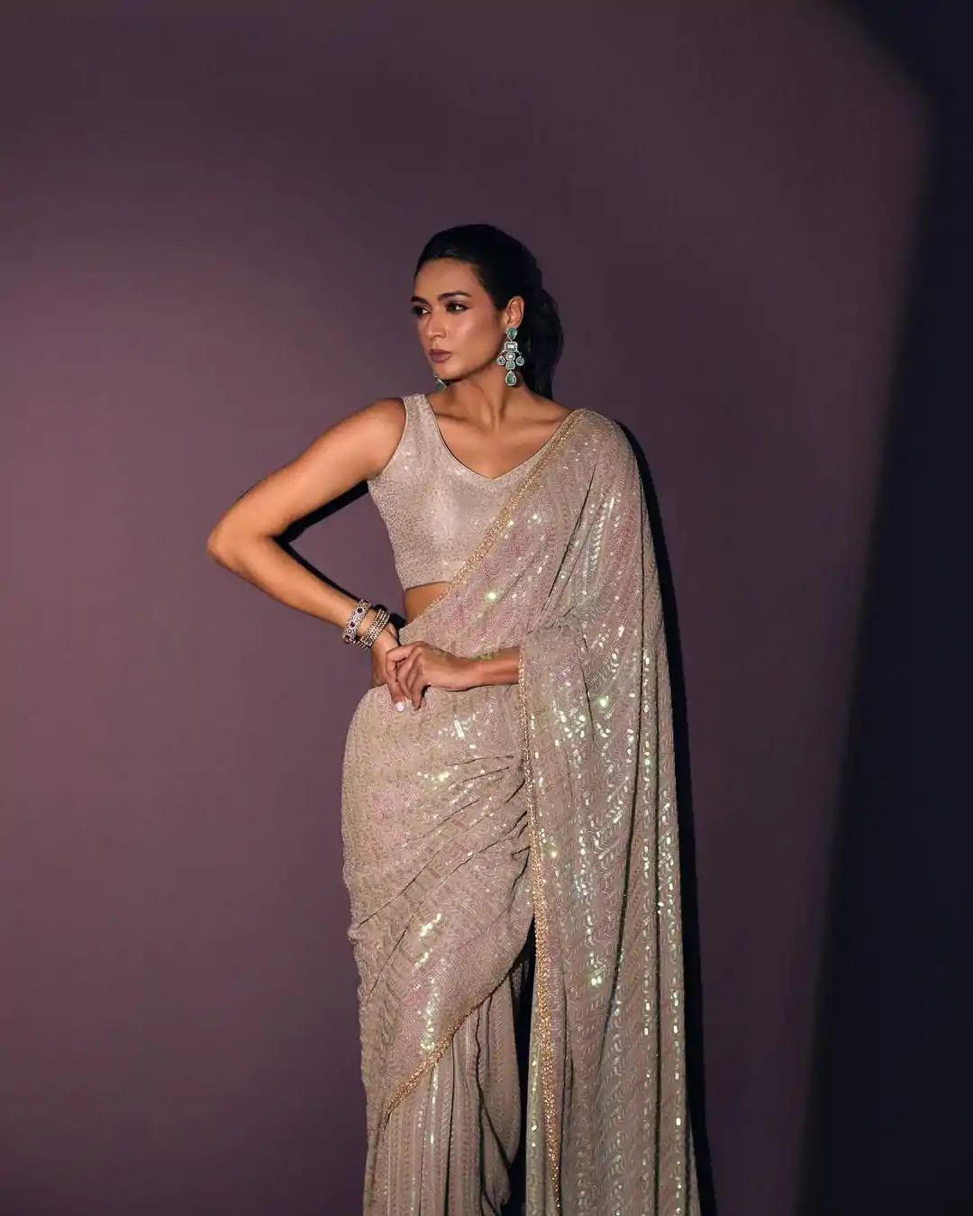 Grey Georgette Rainbow Sequins Saree - Image 2