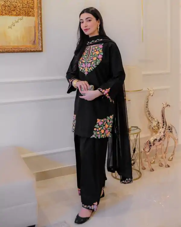 Black Crape Silk Embroidery Work Salwar Suit