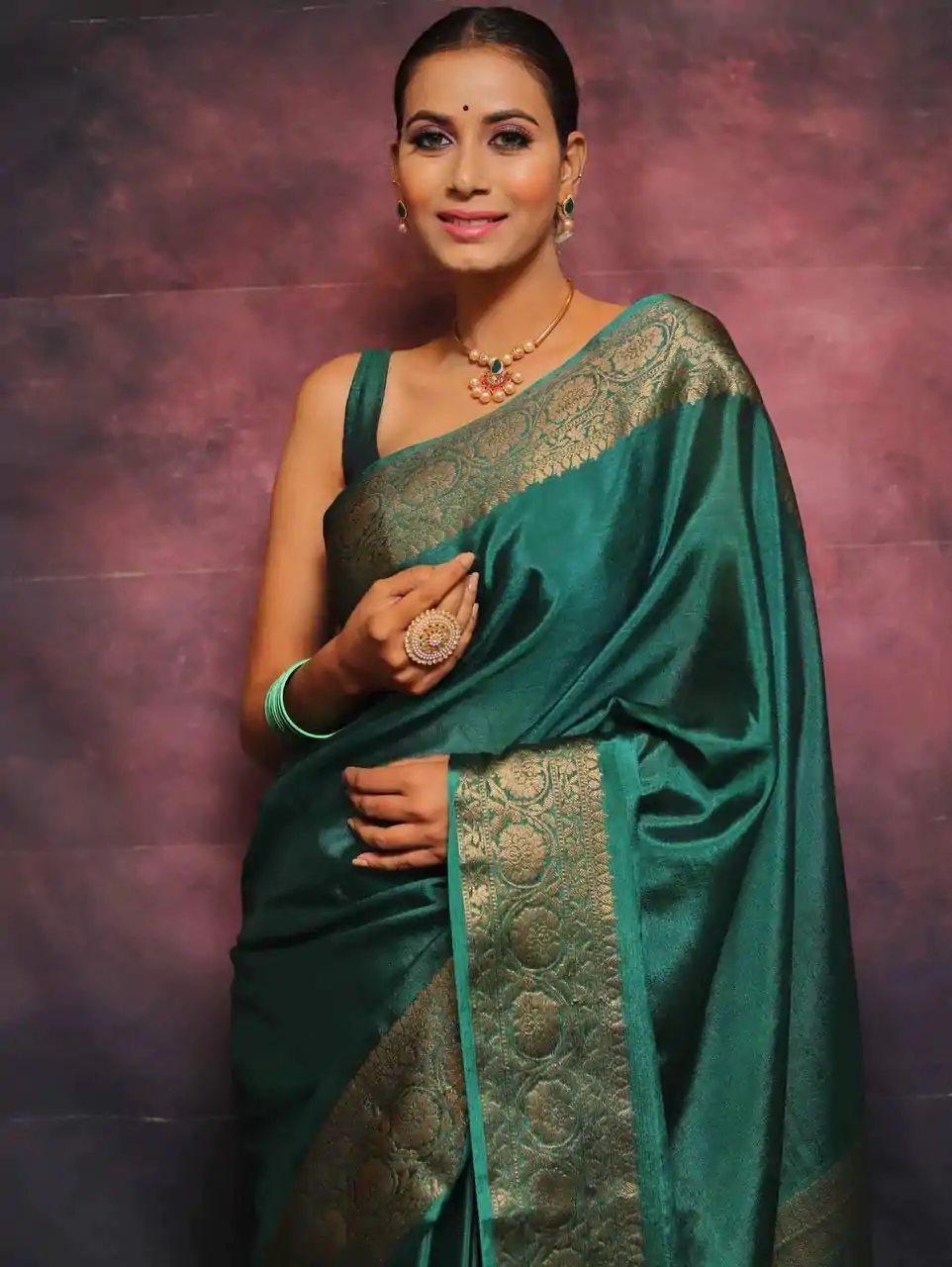 Firozi Soft Lichi Silk Lace Border Saree - Image 5