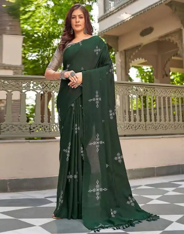 Green Natural Silk With Thread Embroidery Saree