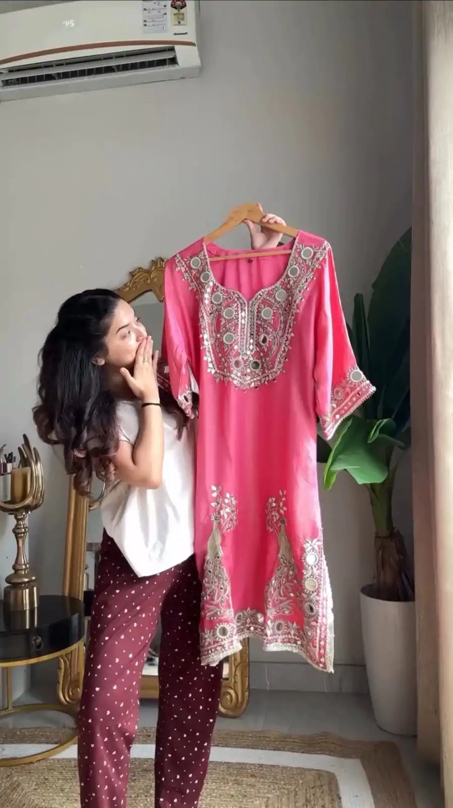 Peach Roman Silk Mirror Work Salwar Suit - Image 2