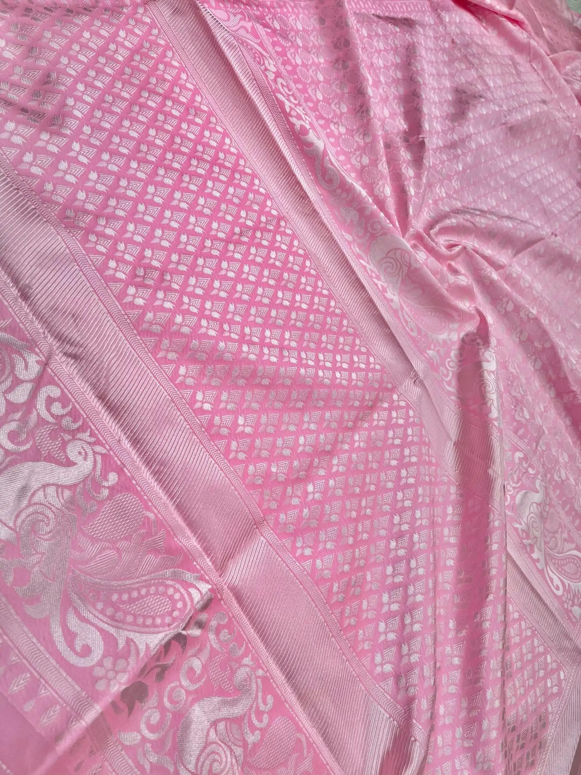 Pink Soft Lichi Silk Jacquard Border Saree - Image 6
