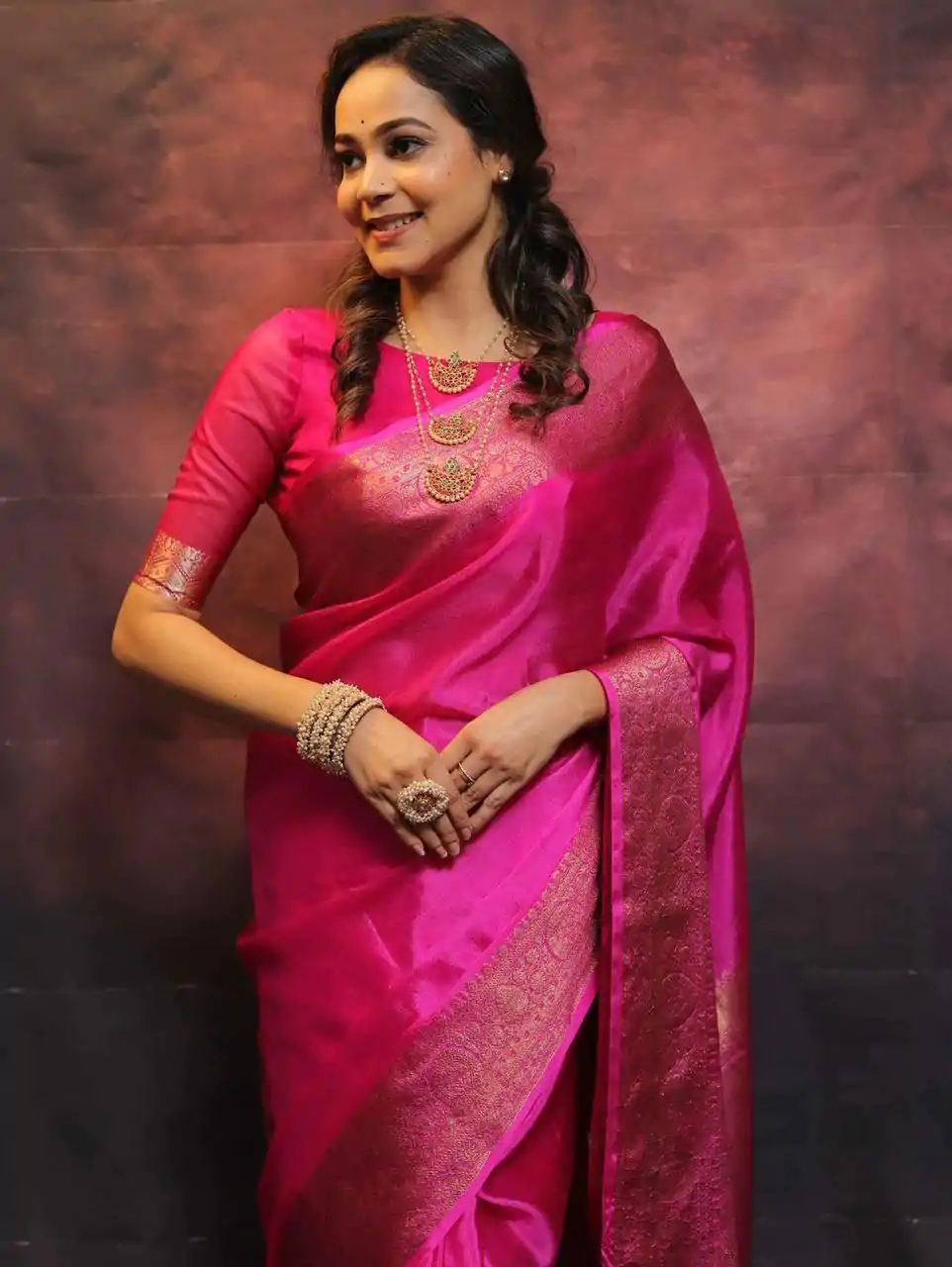 Pink Soft Lichi Silk Lace Border Saree - Image 4