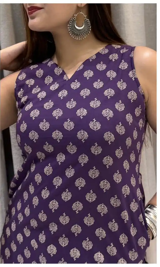 Purple Cotton Printed Kurti - Image 2