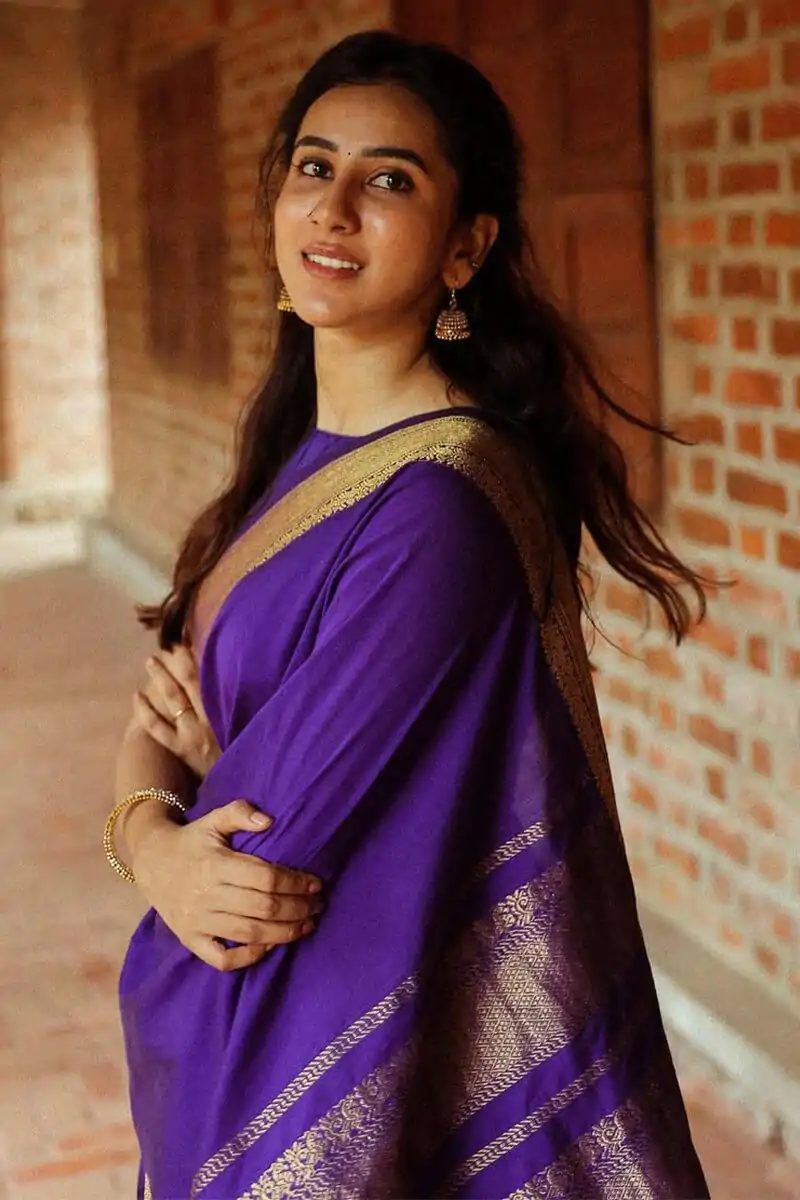 Purple Soft Lichi Silk Rich Pallu Saree - Image 7