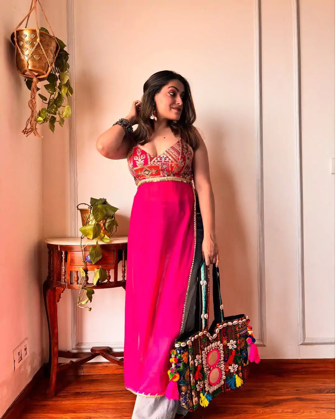 Red Georgette Embroidery Work Kurti - Image 2